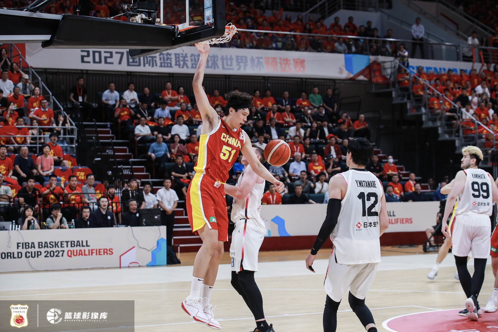 杨瀚森G联赛17+9 对日本空篮三不沾仅9分 媒体人直言反差