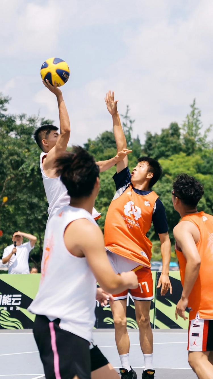 鑫潮商贸场均净胜10.5分碾压夺冠 2026 FIBA Open 3x3富源站落幕 鑫潮商贸场均净胜10.5分碾压夺冠 2026 FIBA Open 3x3富源站落幕