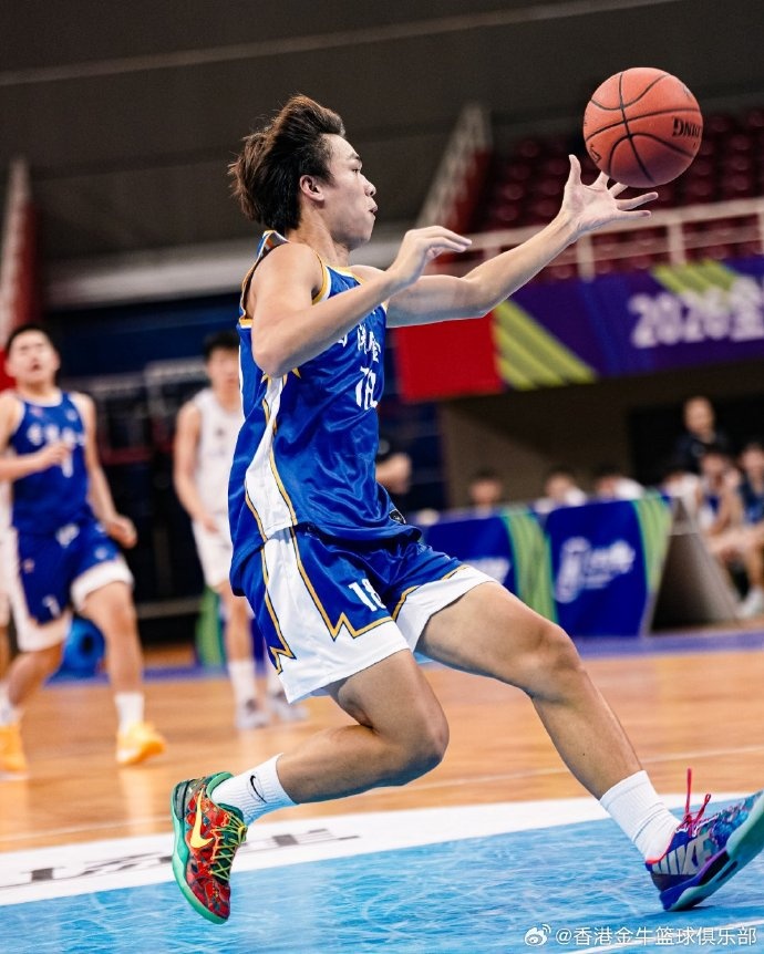香港金牛U19首战全国联赛创历史 前三场对手包揽冠亚季军