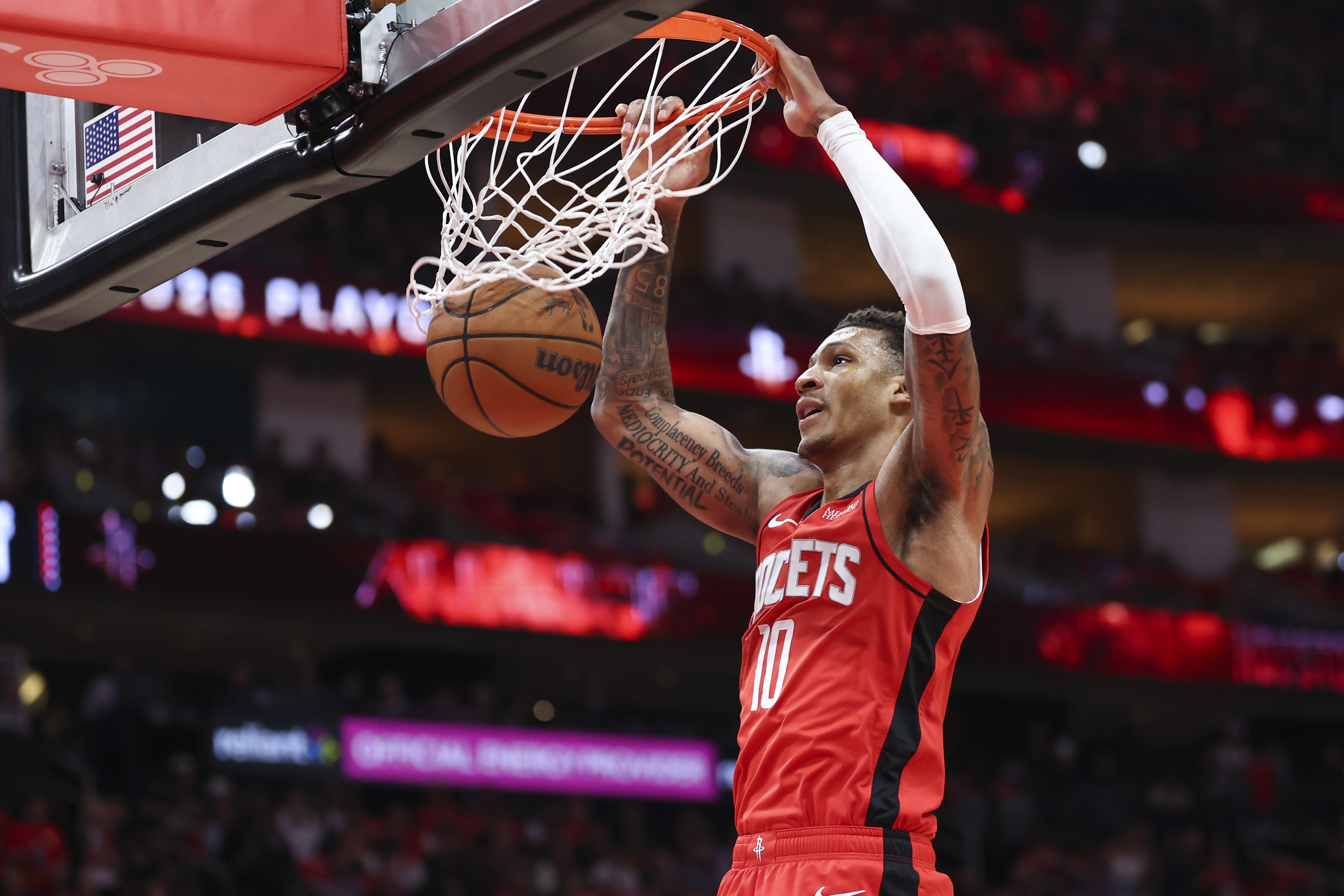 万金油小贾巴里·史密斯仍是火箭最被低估之人 万金油小贾巴里·史密斯仍是火箭最被低估之人