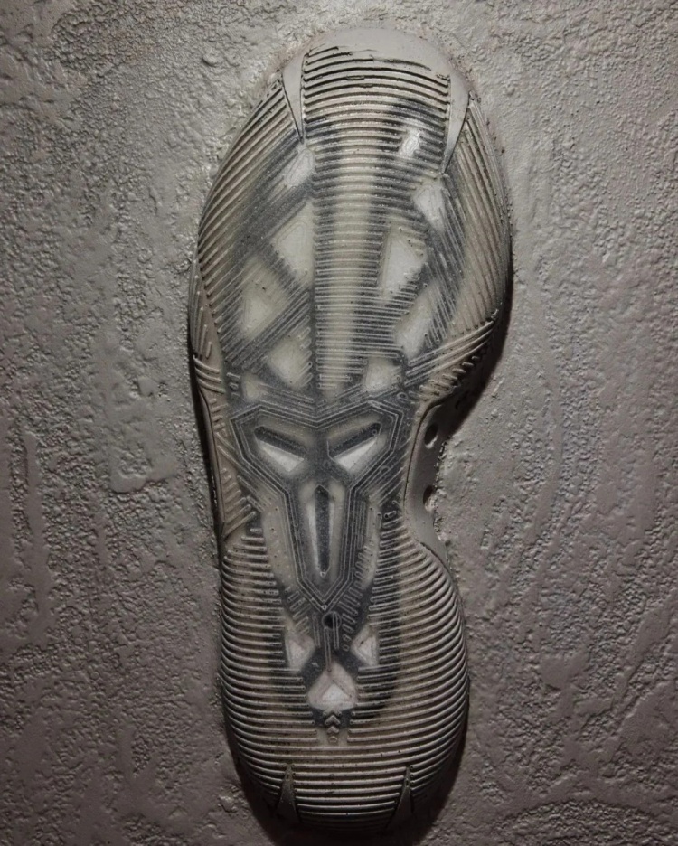 Nike Kobe NXT Prototype谍照曝光 2027年夏季发售三配色定价410美元