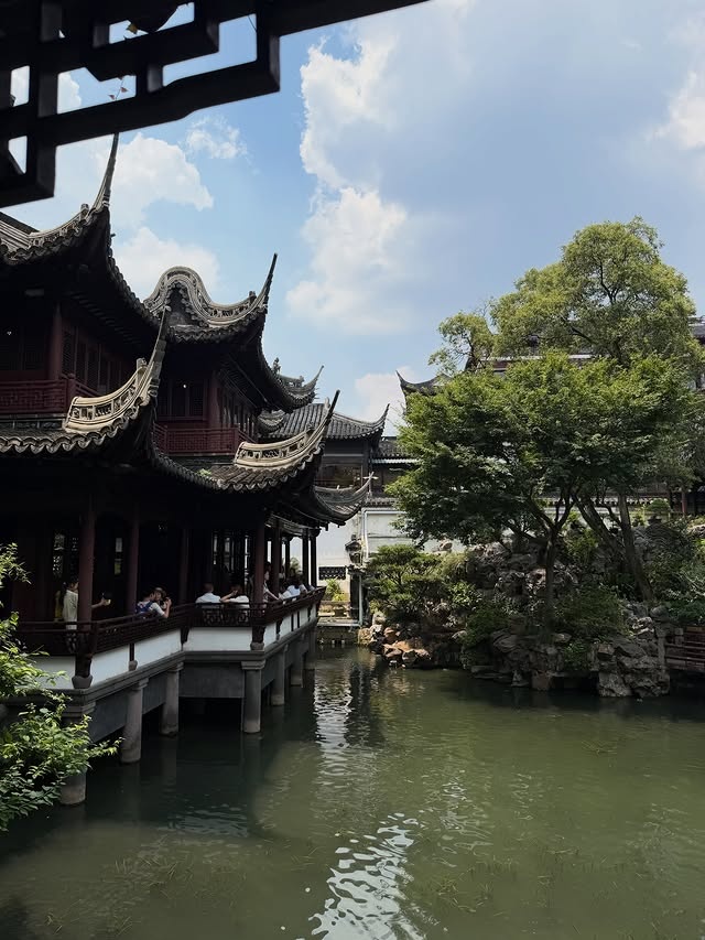 保罗·乔治妻子晒上海48小时随行照片 保罗·乔治妻子晒上海48小时随行照片