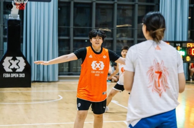 2026 FIBA Open 3×3内蒙古三人篮球公开赛准格尔旗站收官 锐芒队20-16大个儿联盟夺男子组冠军