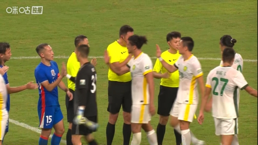 国安3-0客胜申花 终场哨后围裁判追讨点球 国安3-0客胜申花 终场哨后围裁判追讨点球
