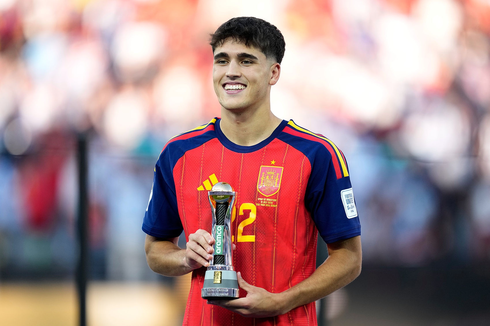 ESPN百大中卫:萨利巴手术仍登顶,帕乔两年三级跳,范戴克跌至第八 ESPN百大中卫:萨利巴手术仍登顶,帕乔两年三级跳,范戴克跌至第八