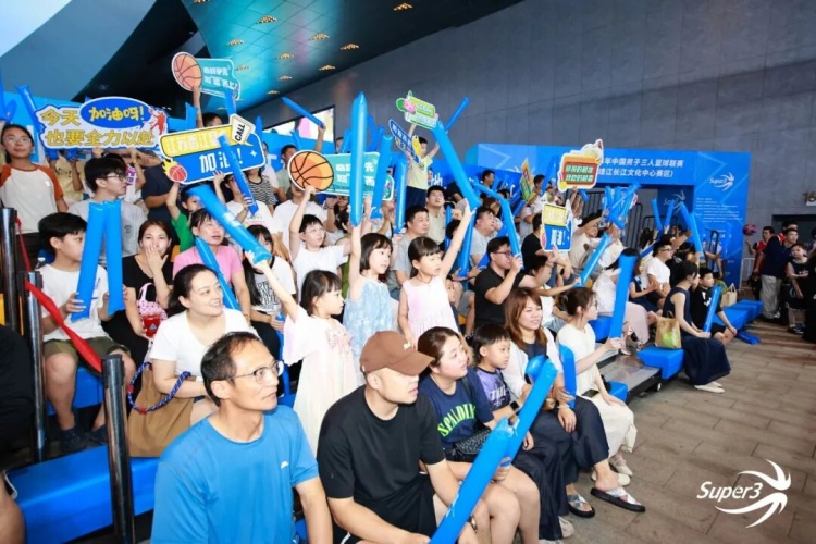 连续四年承办超三联赛,靖江赛区日均客流1.5万人次 连续四年承办超三联赛,靖江赛区日均客流1.5万人次