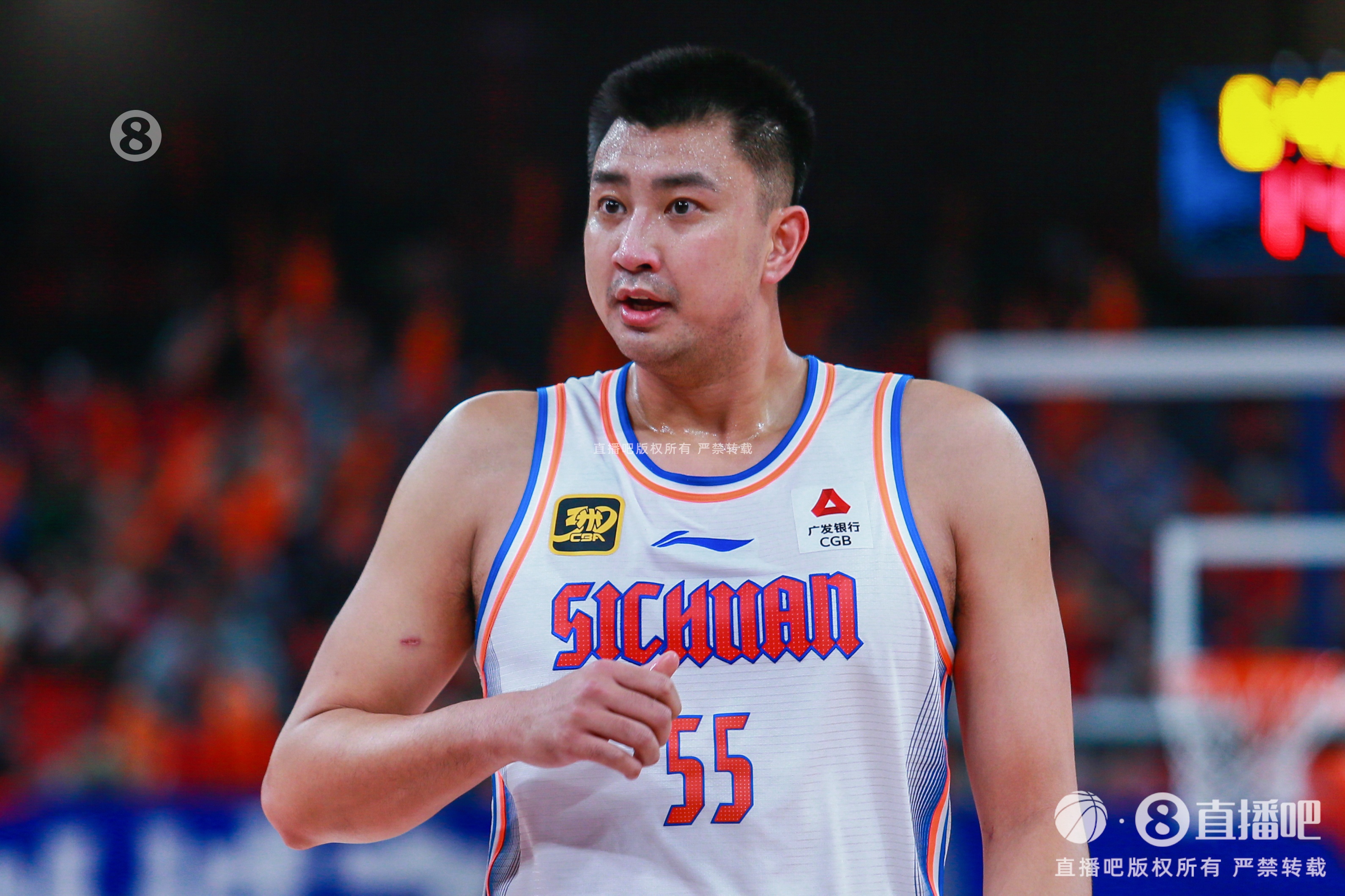 福建男篮注册15名球员：队内无顶薪球员 新援苏若禹签1+1C类合同