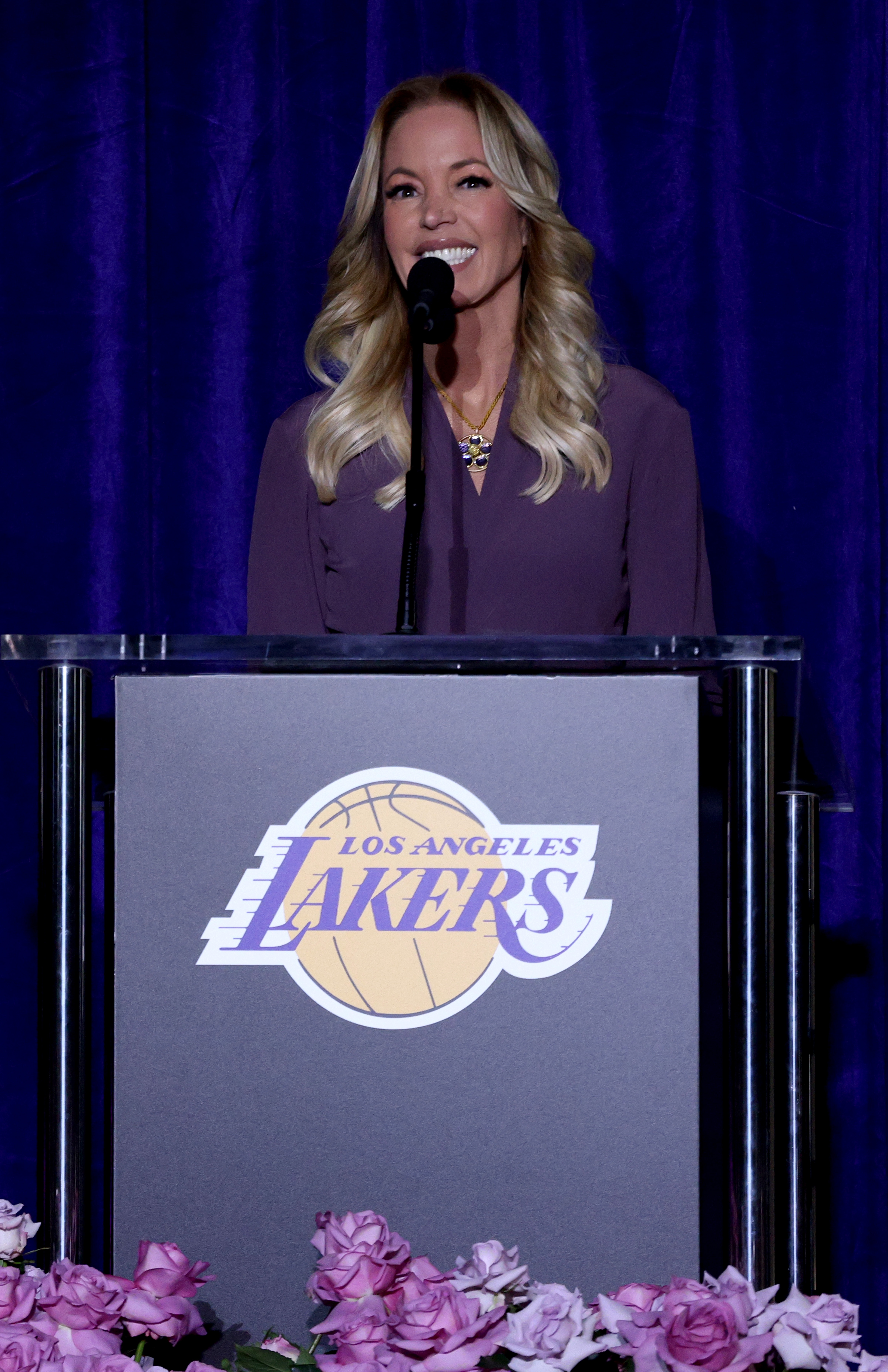 彻底变味了?真正热爱球队的老板逐渐退场 NBA将沦为资本的游戏? 彻底变味了?真正热爱球队的老板逐渐退场 NBA将沦为资本的游戏?