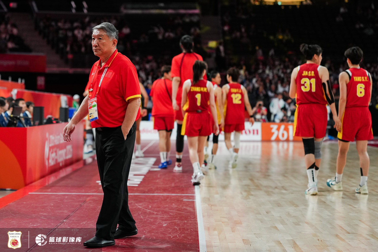 鄂媒发文质疑郭振明！提及篮协强令女篮春节集训退红包且无后续