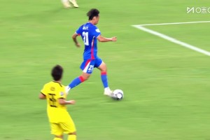 [进球视频]这球漂亮💪！徐皓阳一条龙破门，申花1-0领先淡滨尼